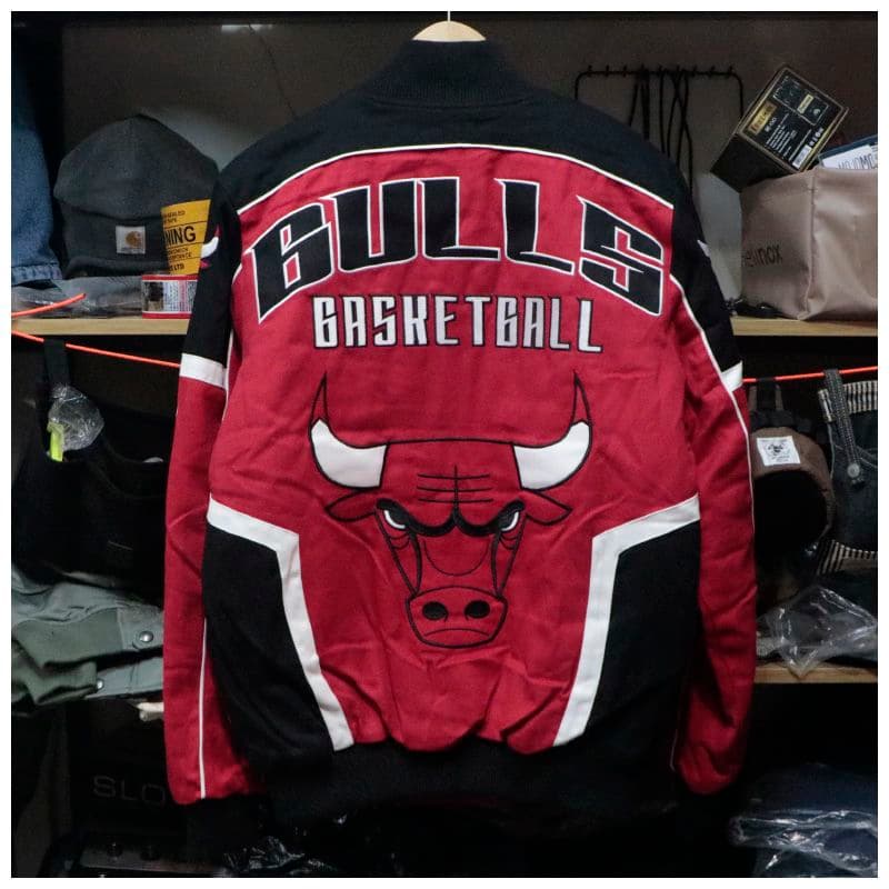 激レア NBA シカゴ ブルズ 刺繍 スタジャン ジャケット XL