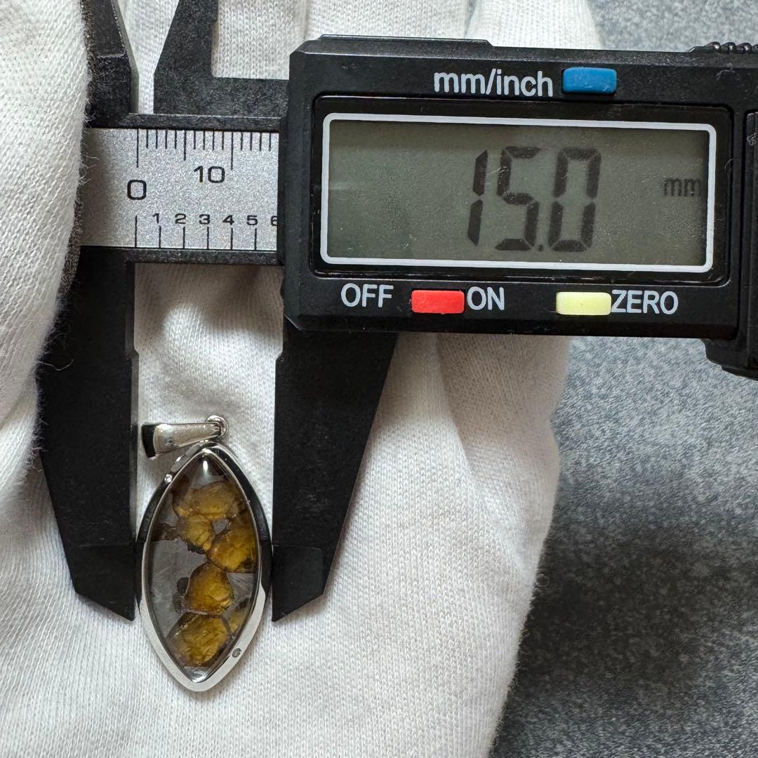 パラサイト　隕石　カンラン石　ペンダント　シルバー　silver925