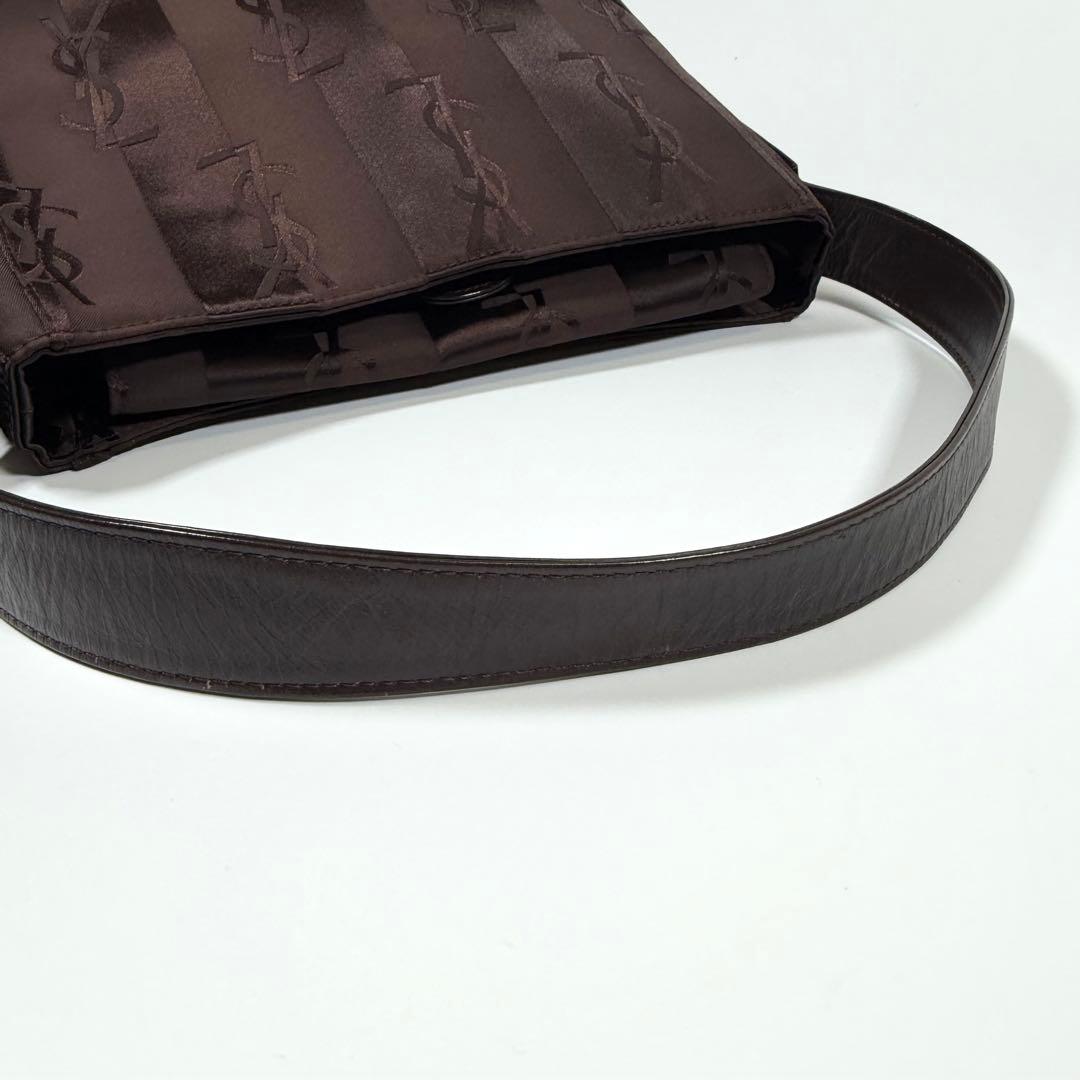 【極美品】イヴサンローラン　ワンショルダーバッグ　ナイロン　yslロゴ　ブラウン