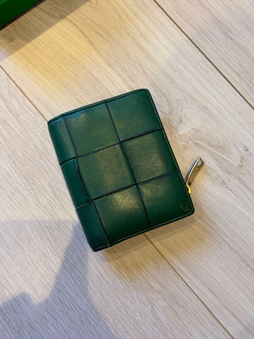BOTTEGA VENETA 緑 二つ折り財布