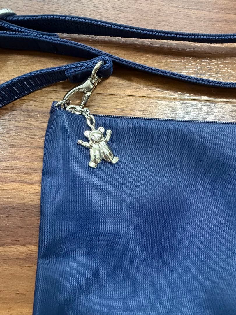 学校フェイラー　スマホショルダー