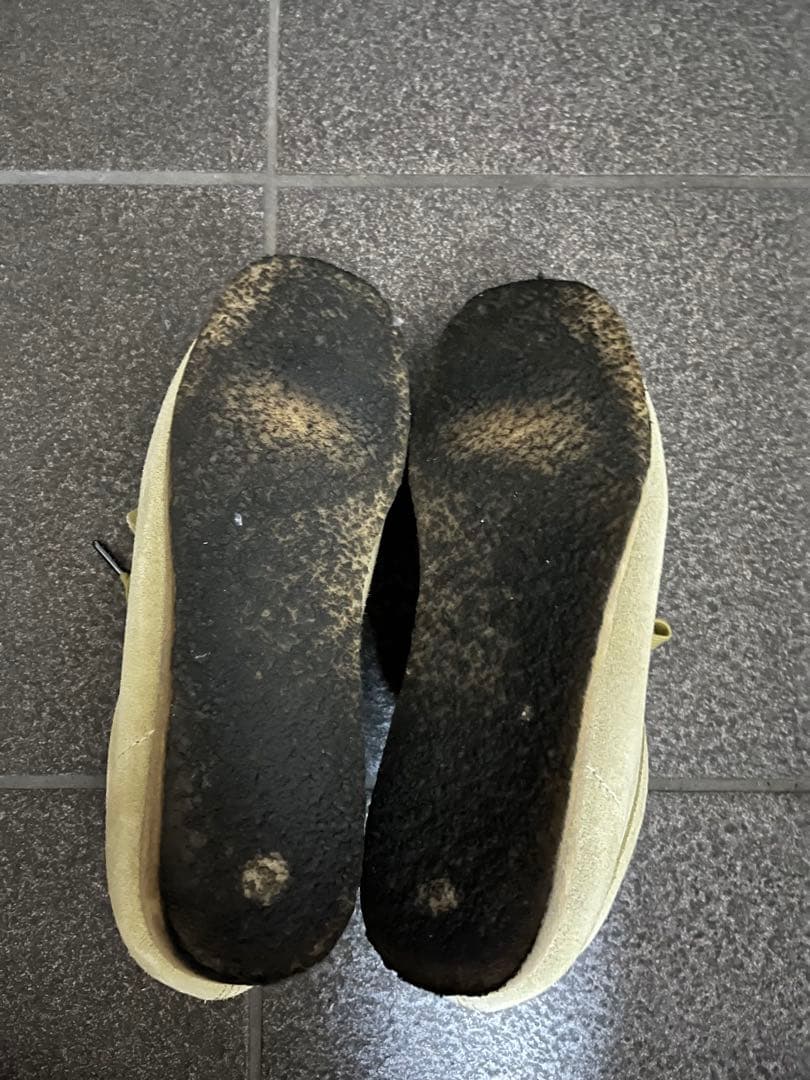 CLARKS ベージュ スエード ローファー