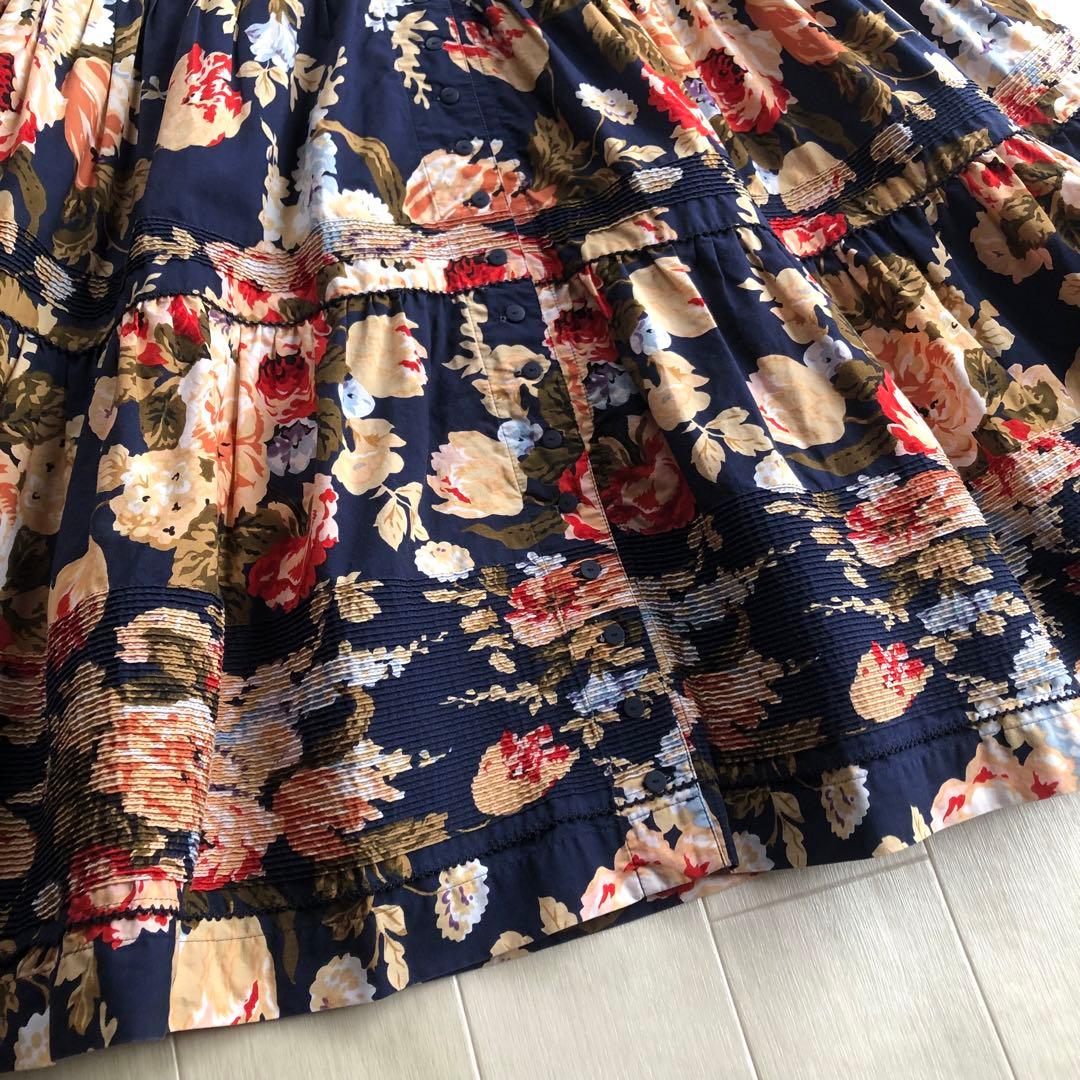 インゲボルグ 花柄 ピンタック 紺色 7分袖 ワンピース