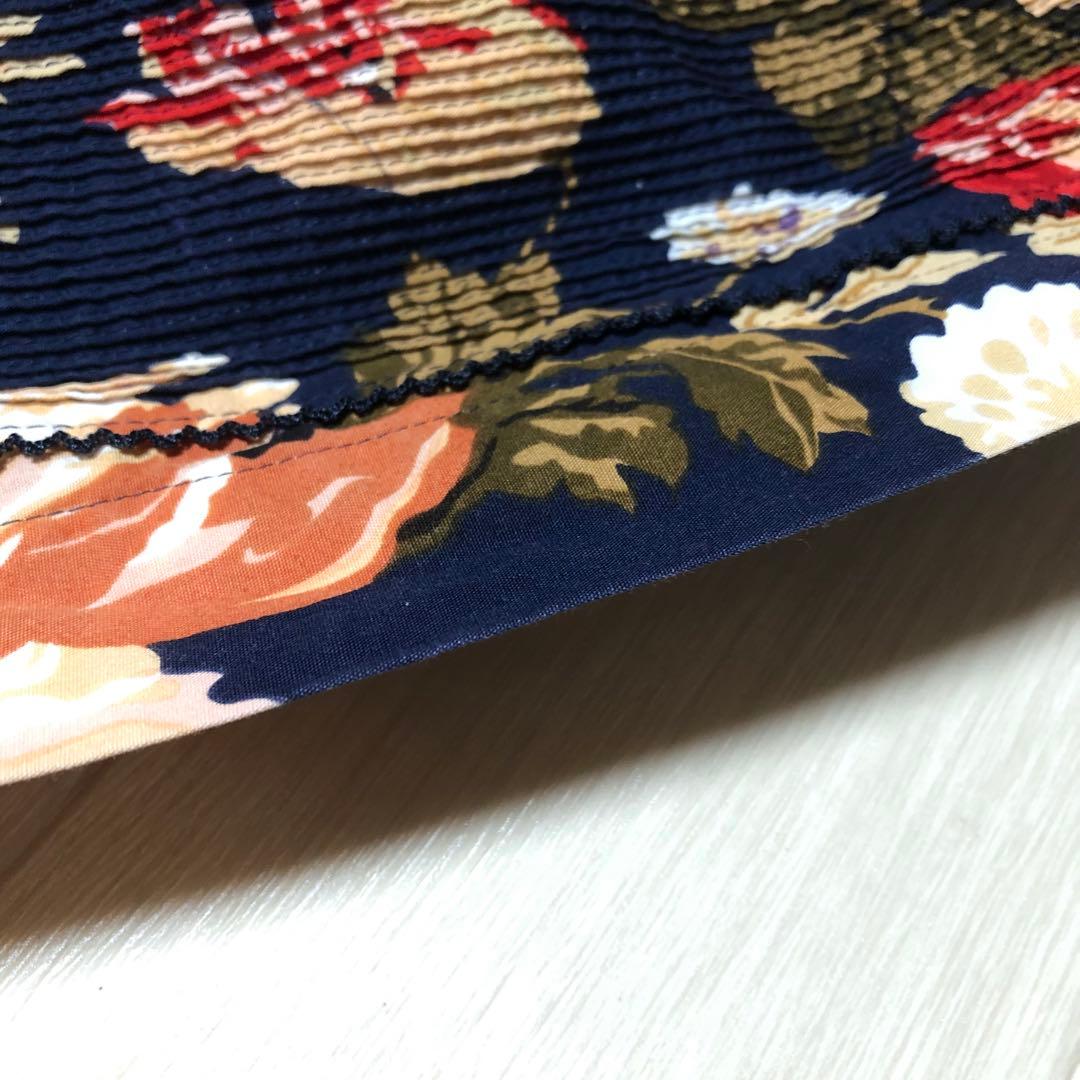 インゲボルグ 花柄 ピンタック 紺色 7分袖 ワンピース