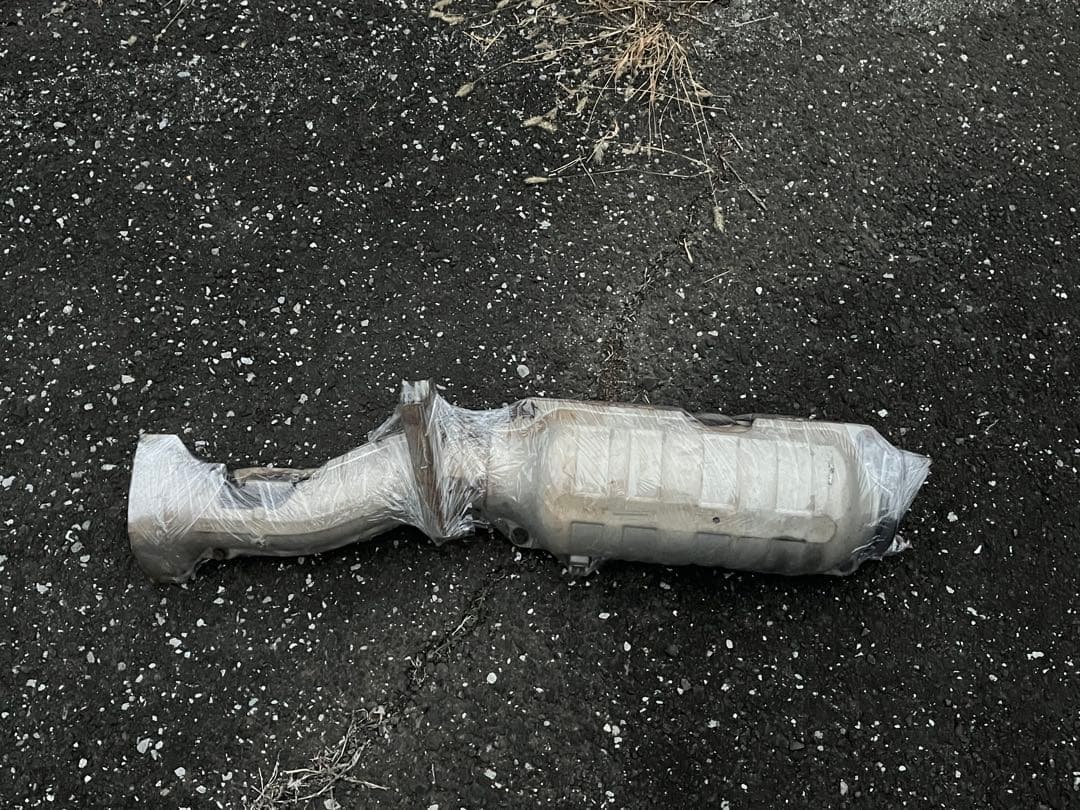 ランサーエボリューションX CZ4A用純正触媒