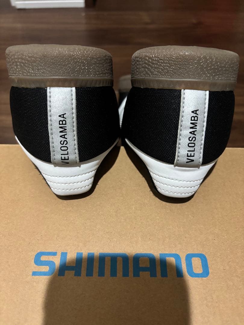 adidas VELOSAMBA ブラック/ホワイト スニーカー　26.5cm