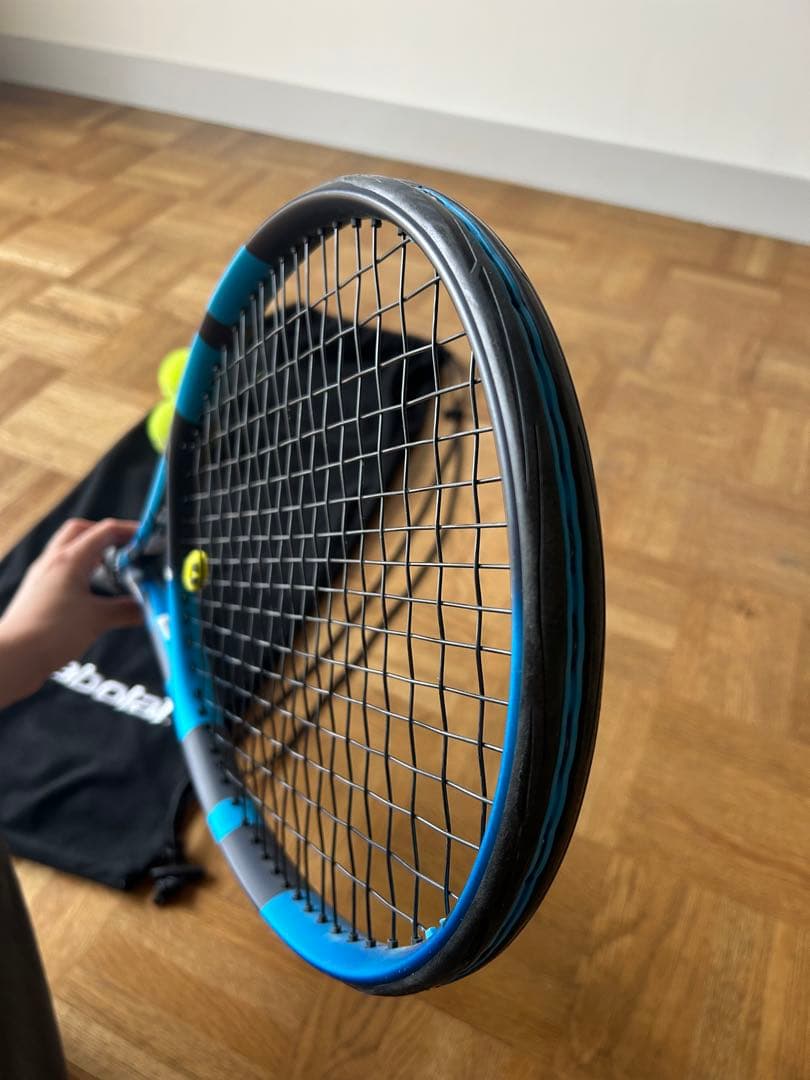 Babolat テニスラケットとボールセット