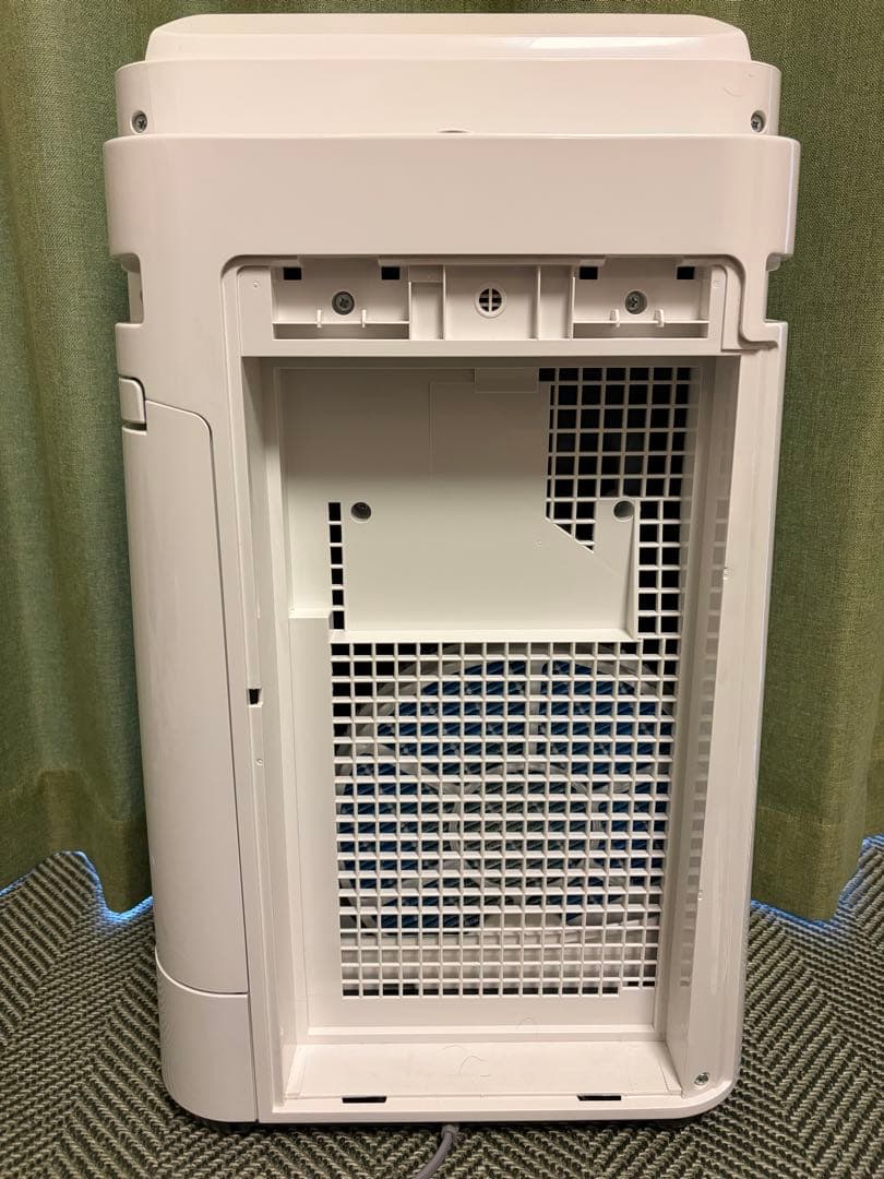 Sharp 加湿空気清浄機 2022年製 KC-J50-W