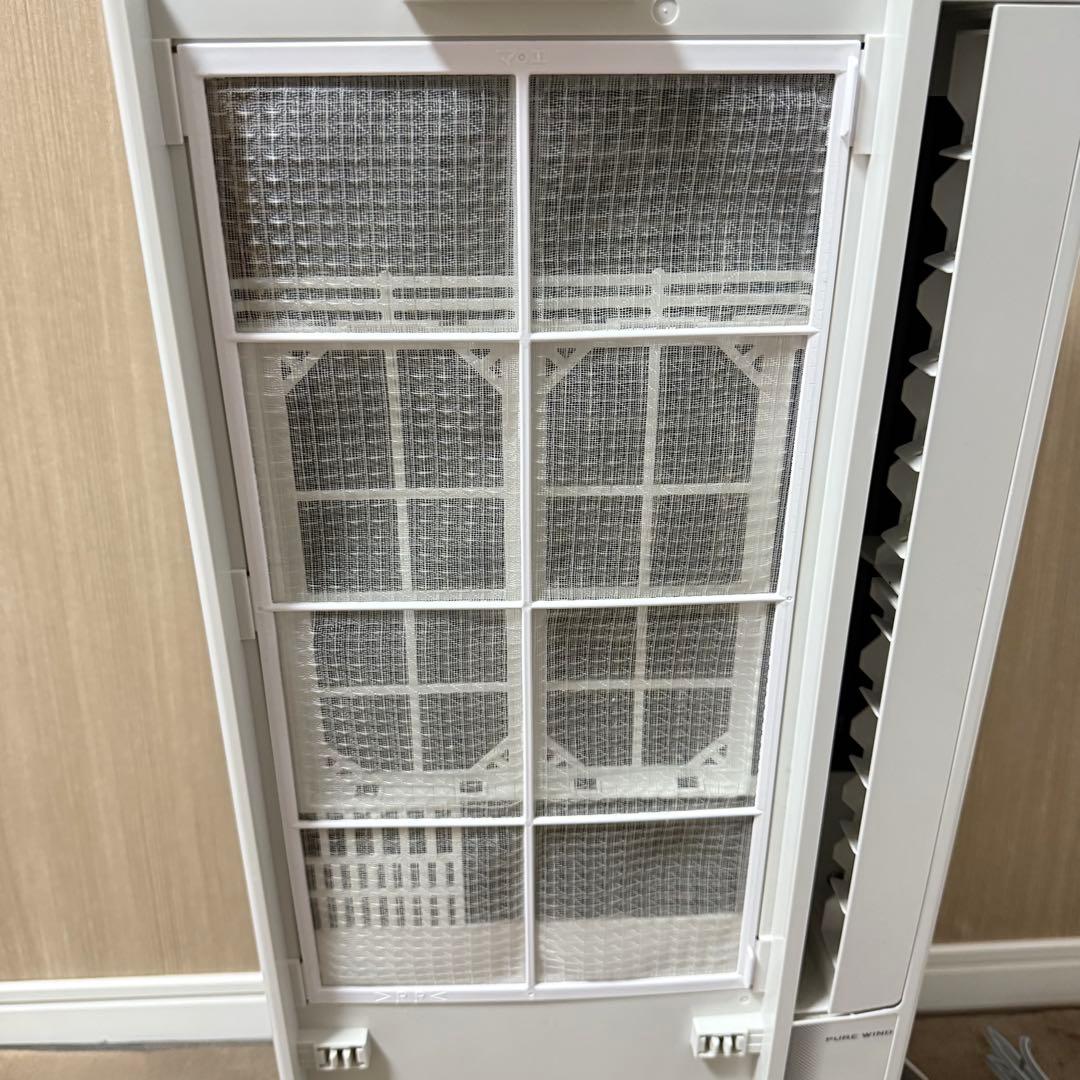 CORONA コロナ　ルームエアコン　ウインド形冷房専用　CW-F1623R