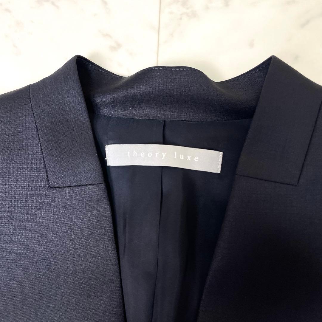 専用【未使用級】セオリーリュクス DONNA ノーカラージャケット 42 紺