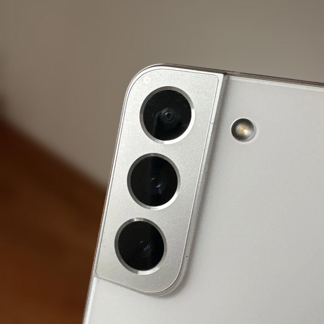 美品！Samsung Galaxy S22 SIMフリー スマホ 256GB