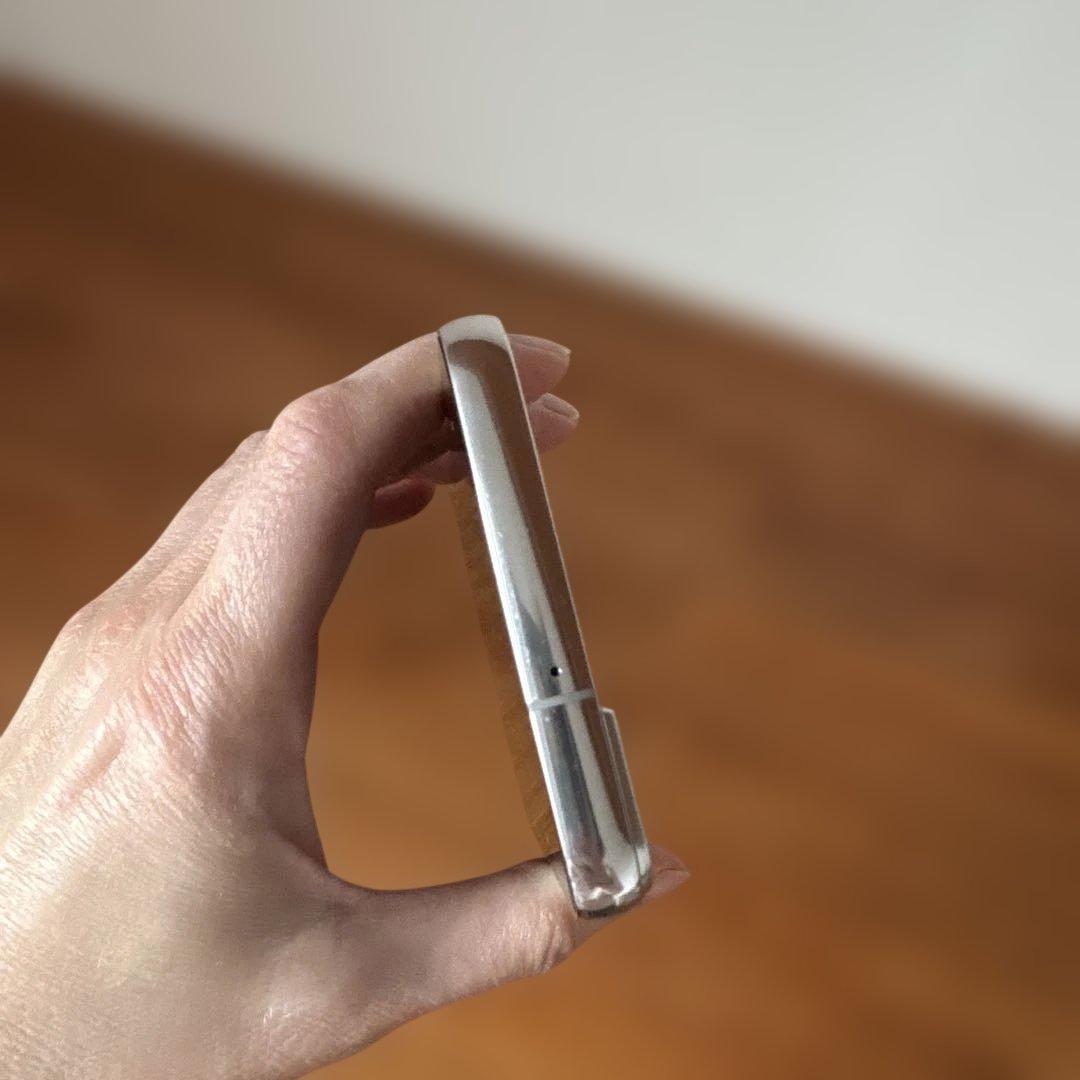 美品！Samsung Galaxy S22 SIMフリー スマホ 256GB