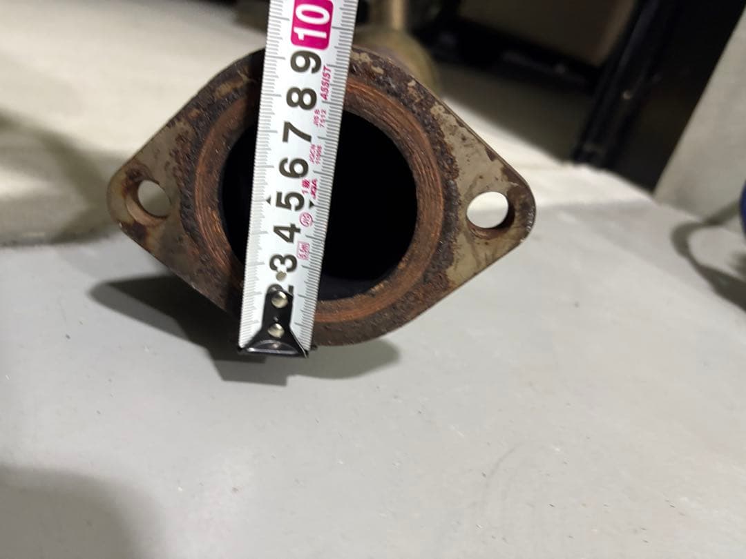 2016年タコマ　ワンオフマフラー