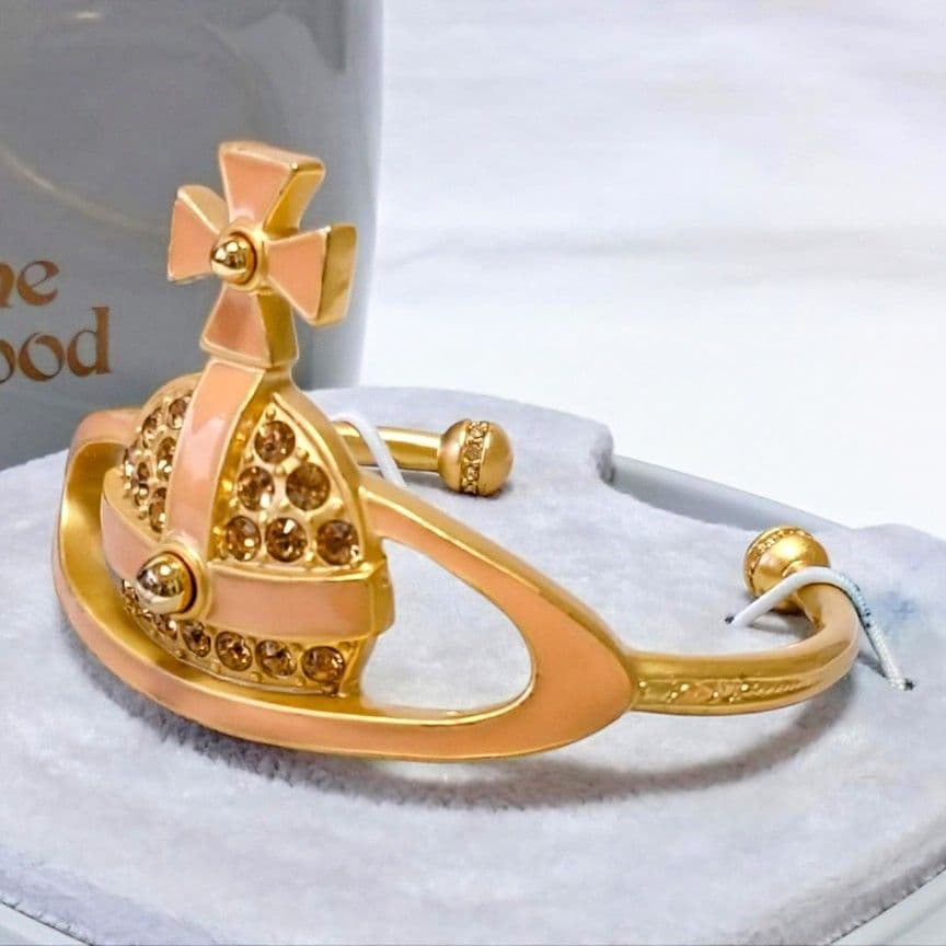 vivienne westwood ビッグオーブ クリスタル バングル