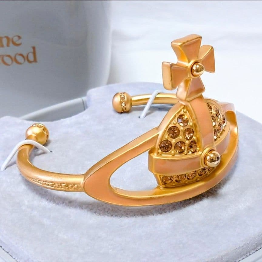 vivienne westwood ビッグオーブ クリスタル バングル
