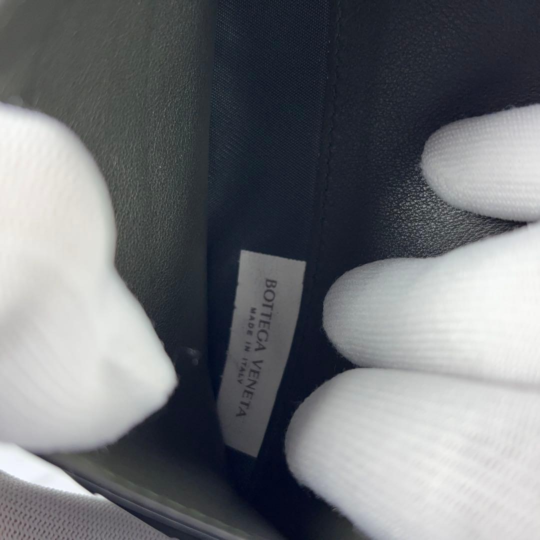BOTTEGA VENETA 2つ折り 長財布 イントレチャート ブラック