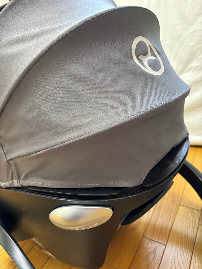 ⭐️週末値下中⭐️【美品】cybex チャイルドシート Aton Q Plus