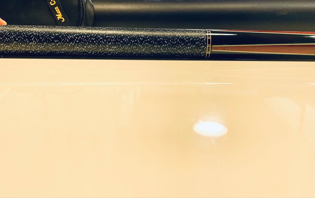 ビリヤードキュー　ADAM社製　(Mezz Cues ケース付き)