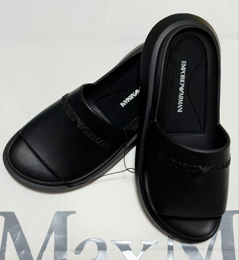 EMPORIO ARMANI モノブロックサンダル ラバー エンボスロゴ 軽量