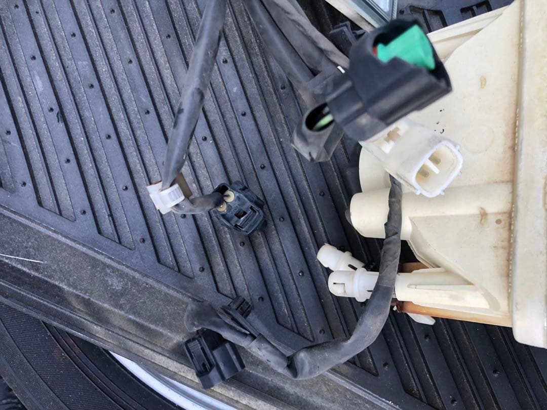 abcn8様DA64W 純正フォグランプ左右2個セット コネクタ配線付き