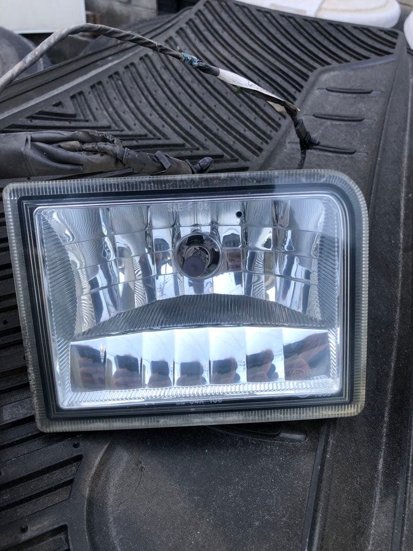 abcn8様DA64W 純正フォグランプ左右2個セット コネクタ配線付き