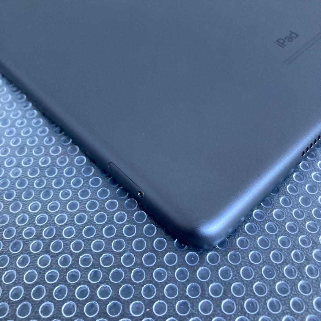 804【早い者勝ち】iPad7 第7世代 32GB SIMフリー☆