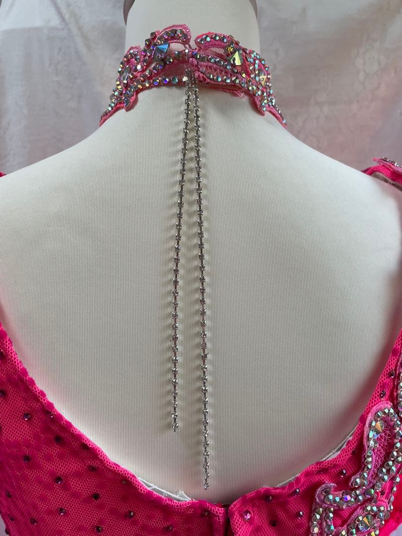 社交ダンス　スタンダードドレス　ショッキングピンク　ファーバングルおまけ付き