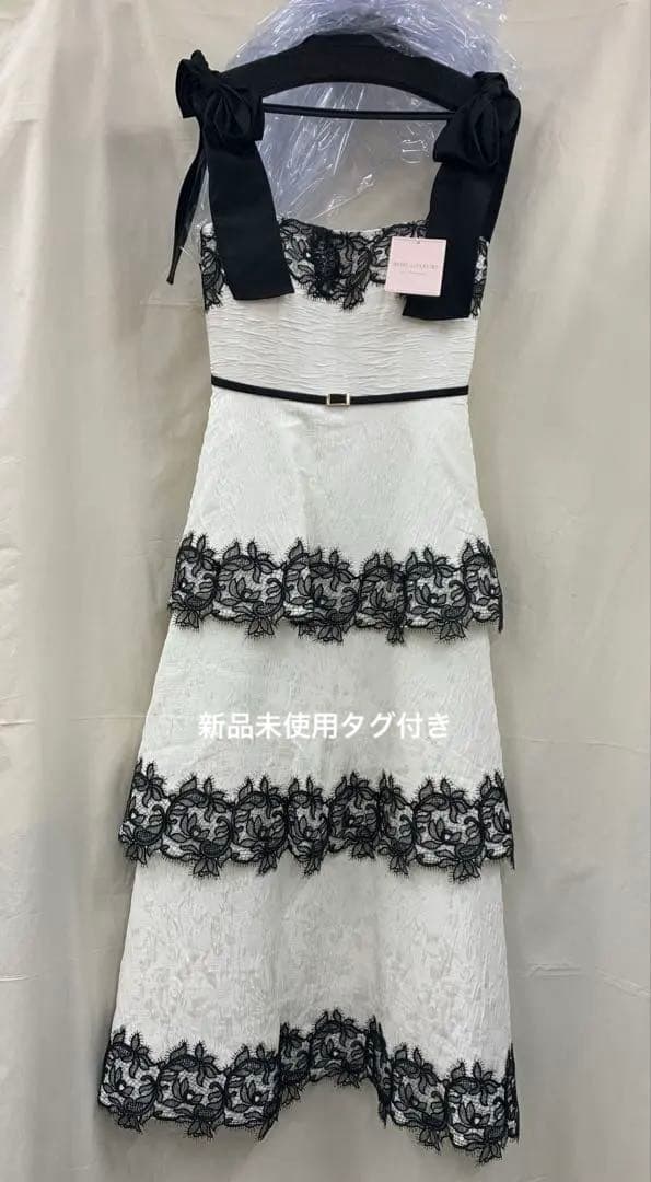 ホワイトfm3487 ディアバイローブドフルール　エルケイ　キャバドレス