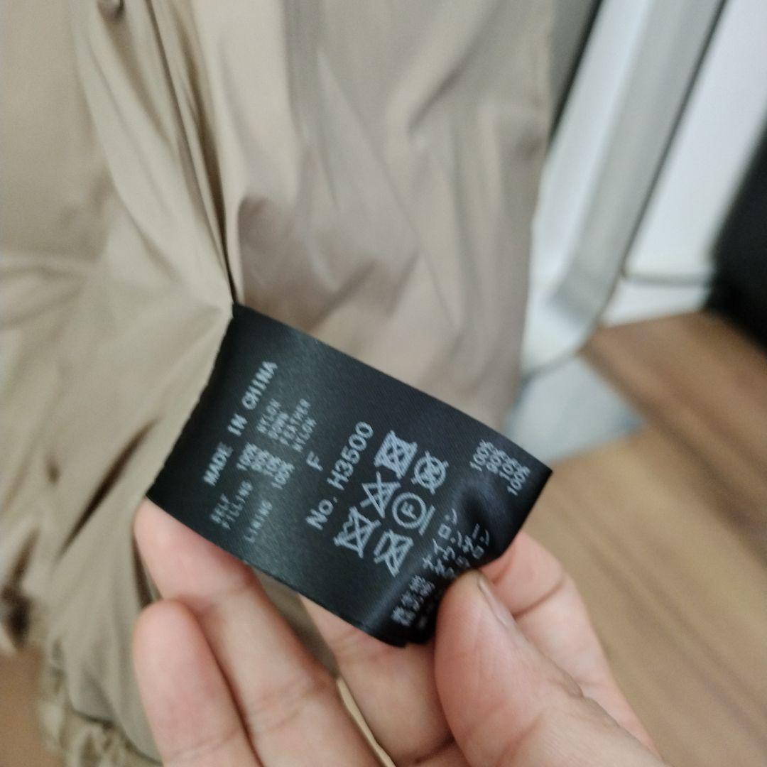 ベージュ ダウンベスト　未使用