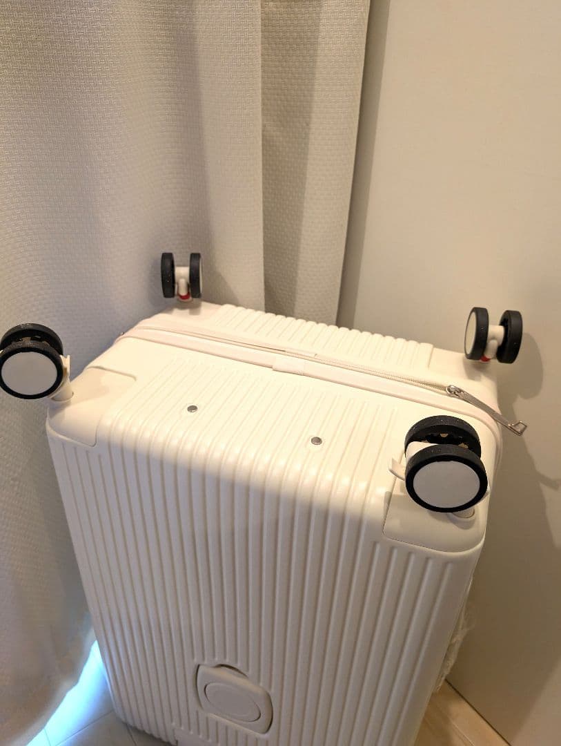 USBポート❕スーツケース キャリーケース フロントオープン 拡張 白