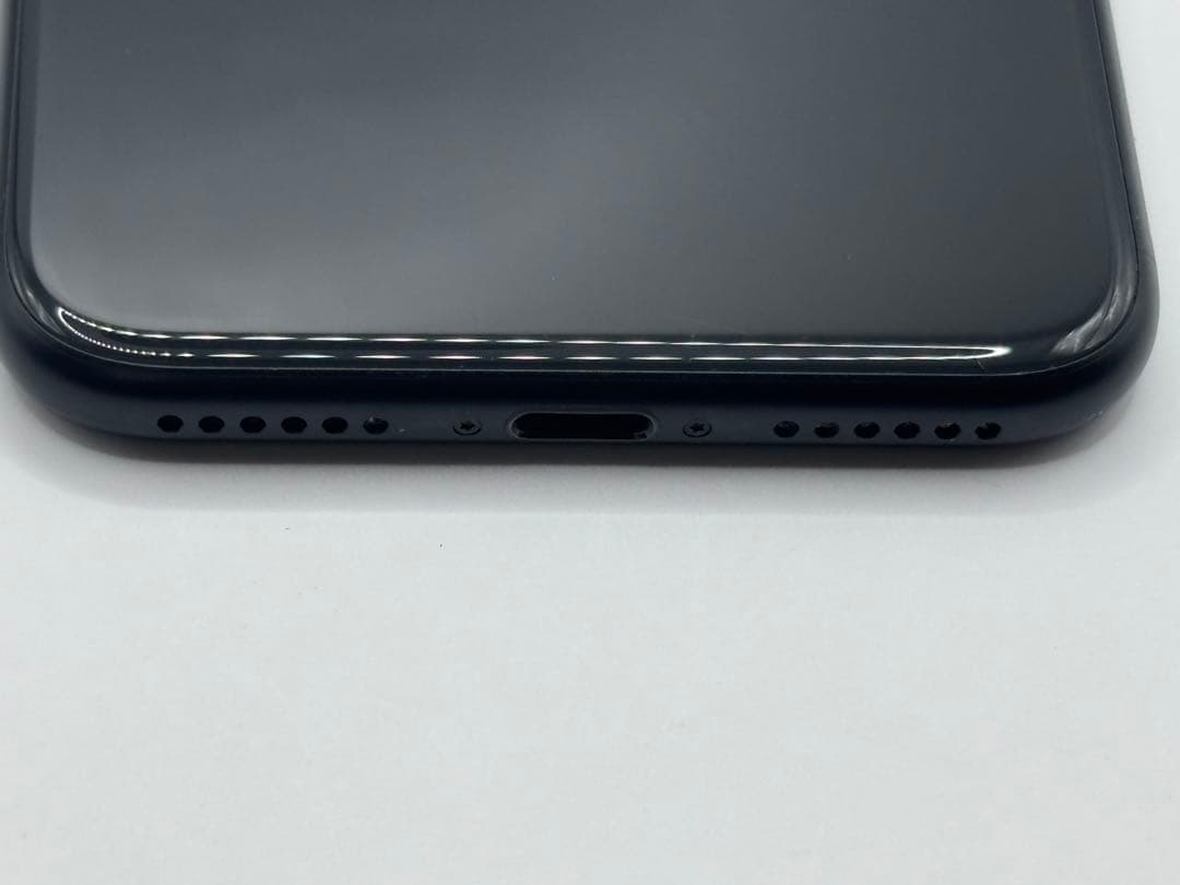 ◆Apple iPhone SE 第2世代 64GB SIMフリー◆