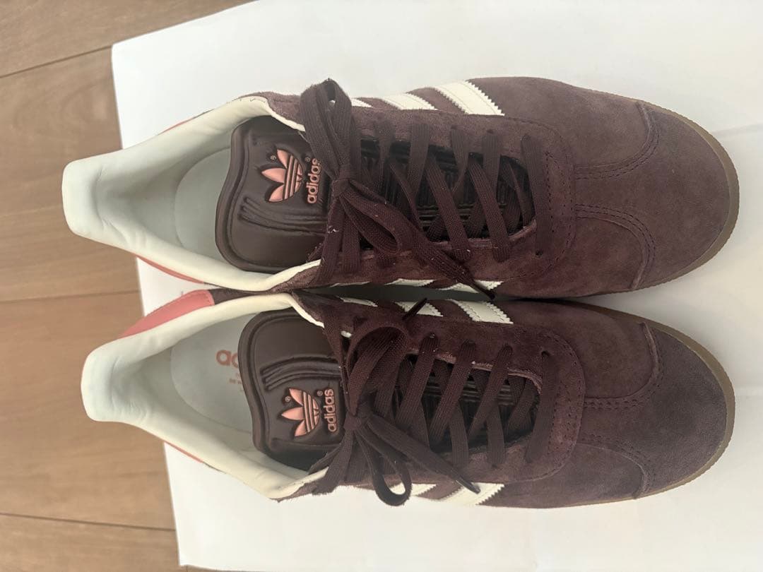 adidas Gazelle ダークブラウン　ガゼル