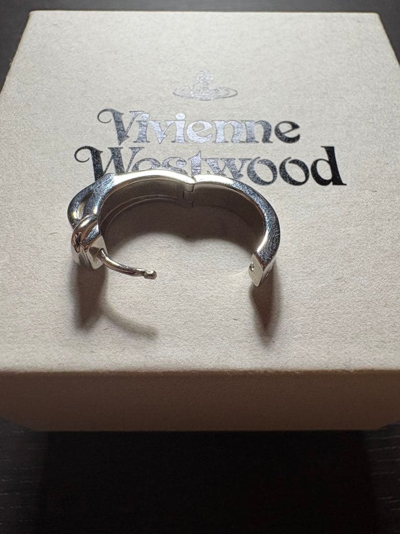 Vivienne Westwood MAN BOBBY シングルフープピアス