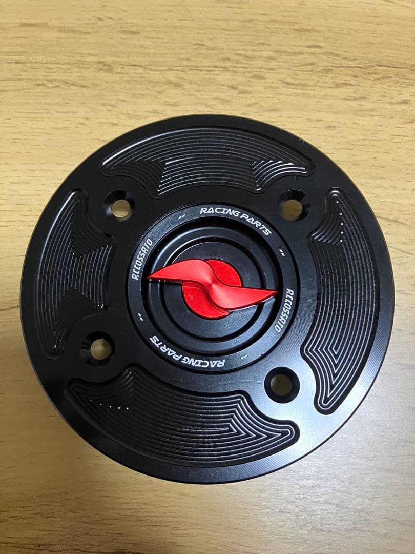 新品未使用　アコサット　タンクキャップ　Kawasaki車　汎用性（高）