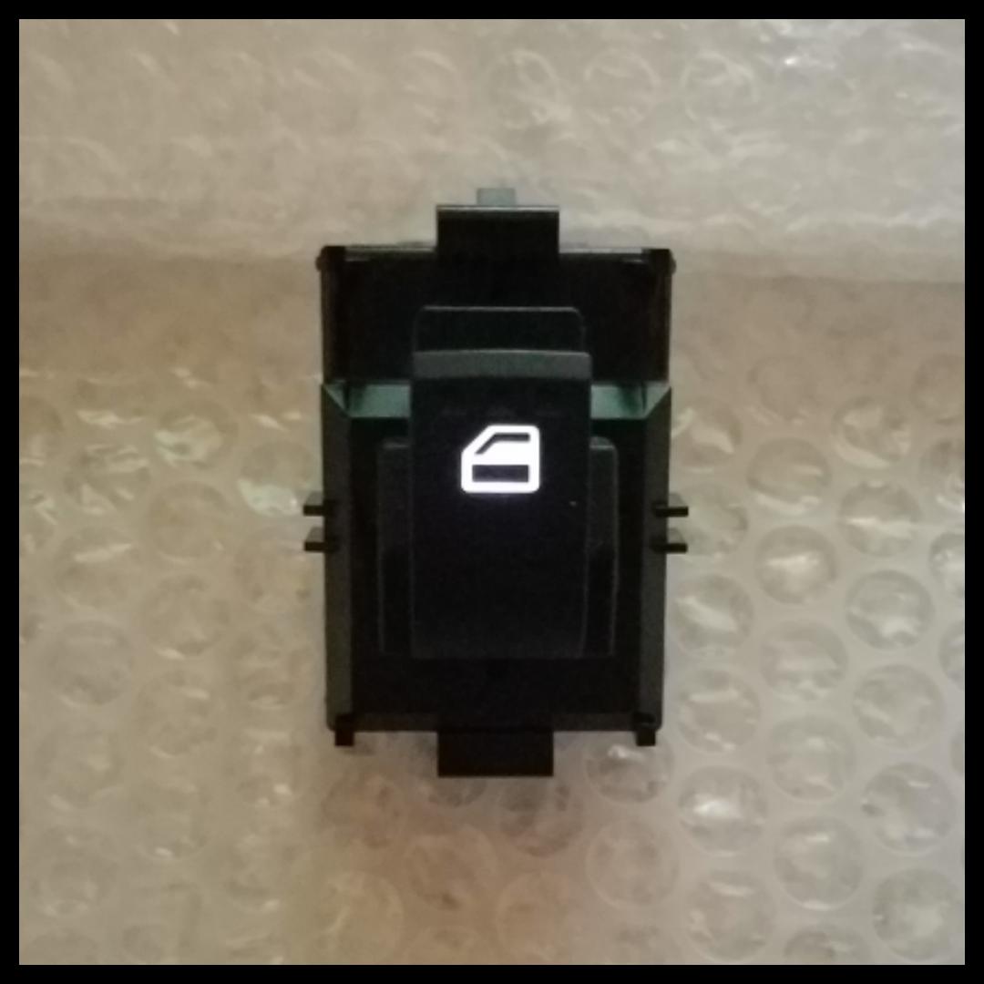 M-902　 タント、コンテ、ムーヴ、 PW スイッチ（ 白 ）1台分 5点