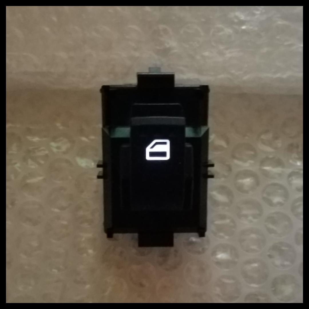 M-902　 タント、コンテ、ムーヴ、 PW スイッチ（ 白 ）1台分 5点