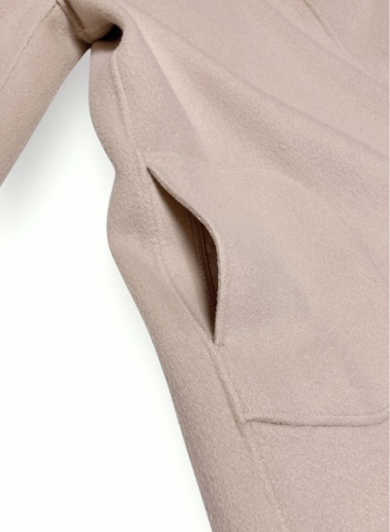 らぶりん　プロフお読み下さいさま専美品 セオリー Theory カシミア混 リバ