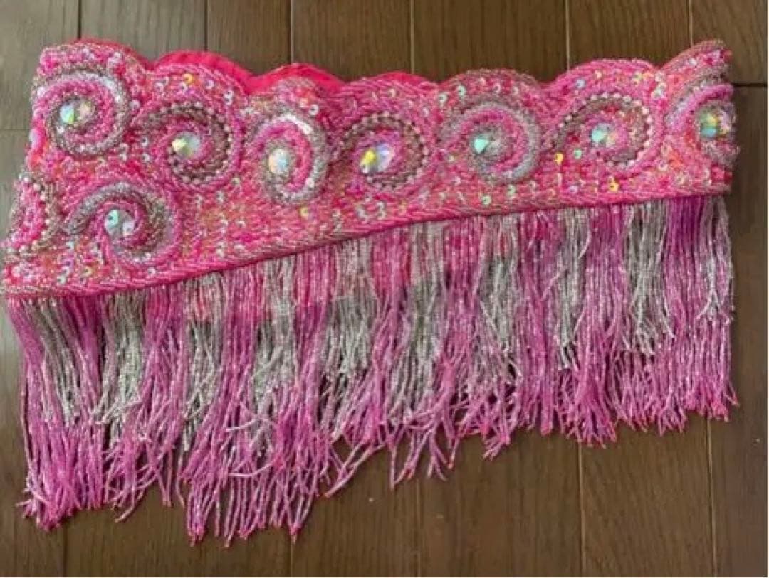 ベリーダンス衣装　ブラ、ベルト、スカート、サーモンピンク色