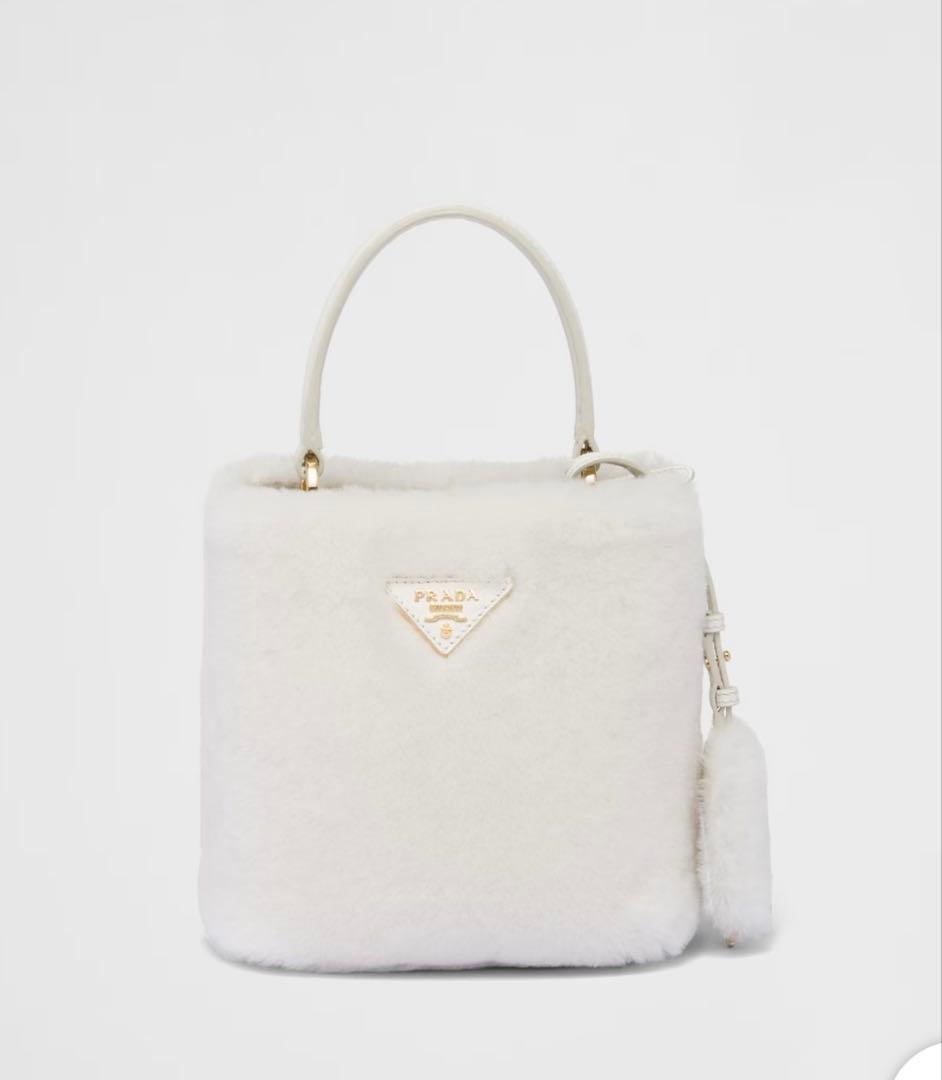 Cocoさん専用　Prada シアリングバッグ