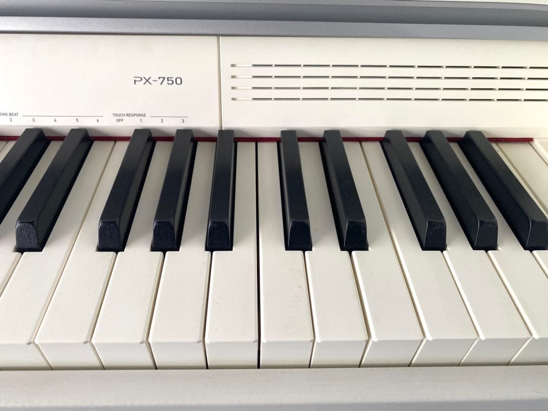 【ゆい引取り用価格】コンパクトで大人気！CASIO PX750 電子ピアノ