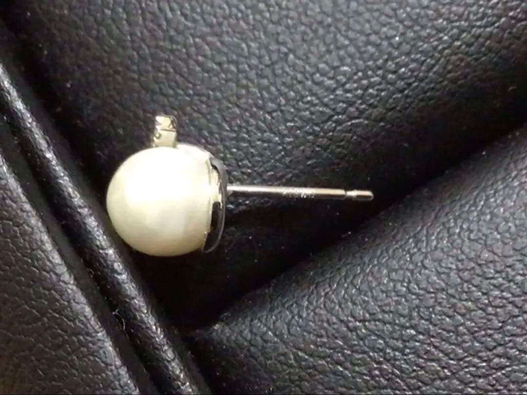 K10WGホワイトゴールドパールダイヤ付きピアス　1.8g