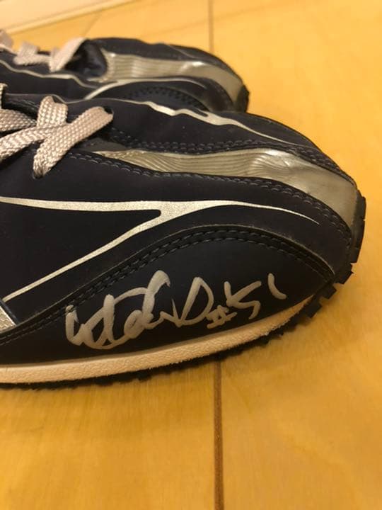 マリナーズイチロー選手サイン入り証明書付き実使用シューズ