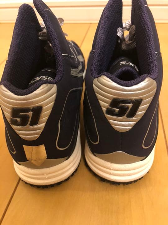 マリナーズイチロー選手サイン入り証明書付き実使用シューズ