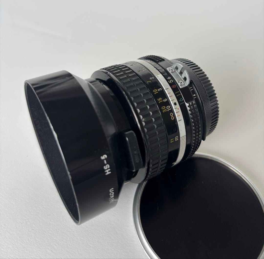 Nikon Nikkor 50mm f1.4 純正メタルレンズフード付
