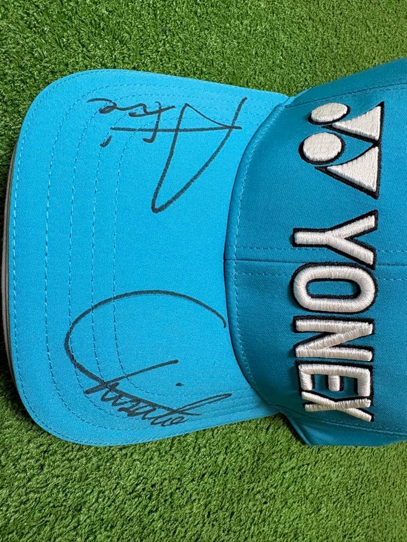 YONEX サイン入りキャップ 水色