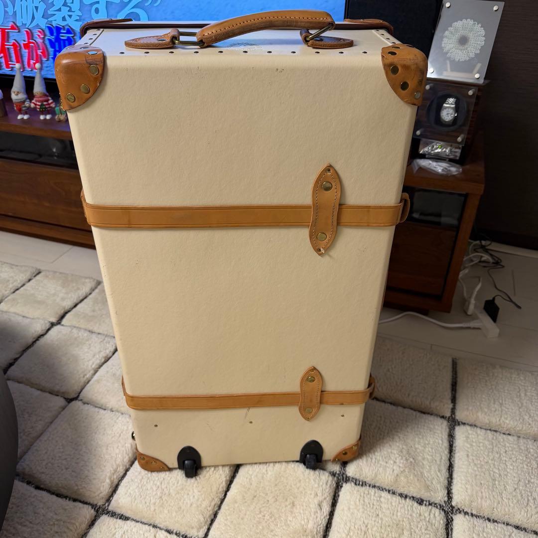 グローブトロッター　スーツケース