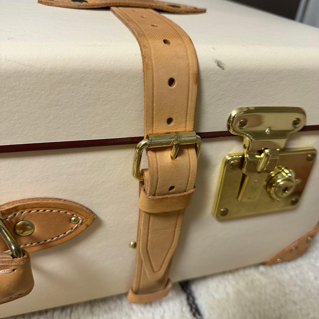 グローブトロッター　スーツケース