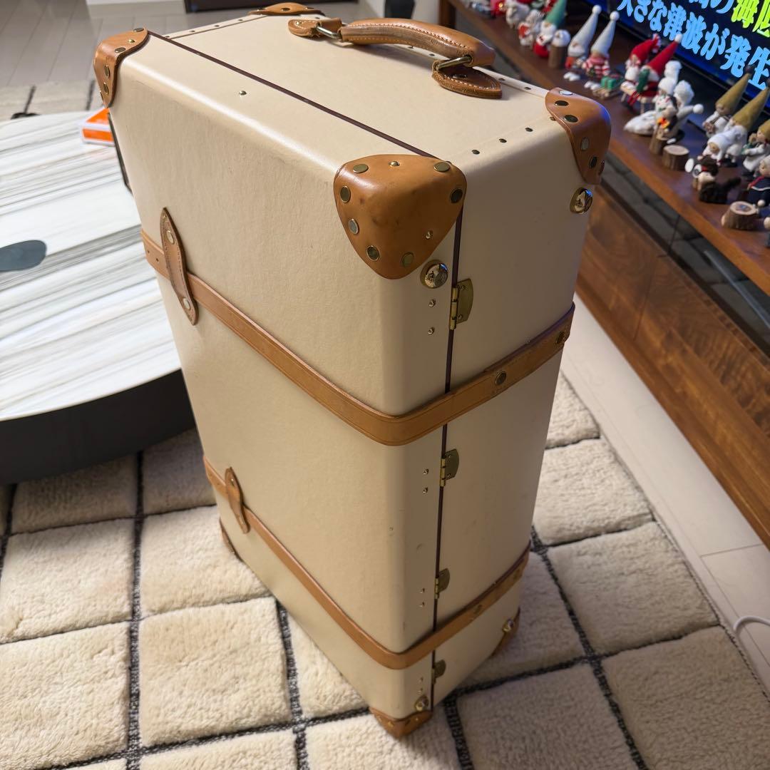 グローブトロッター　スーツケース