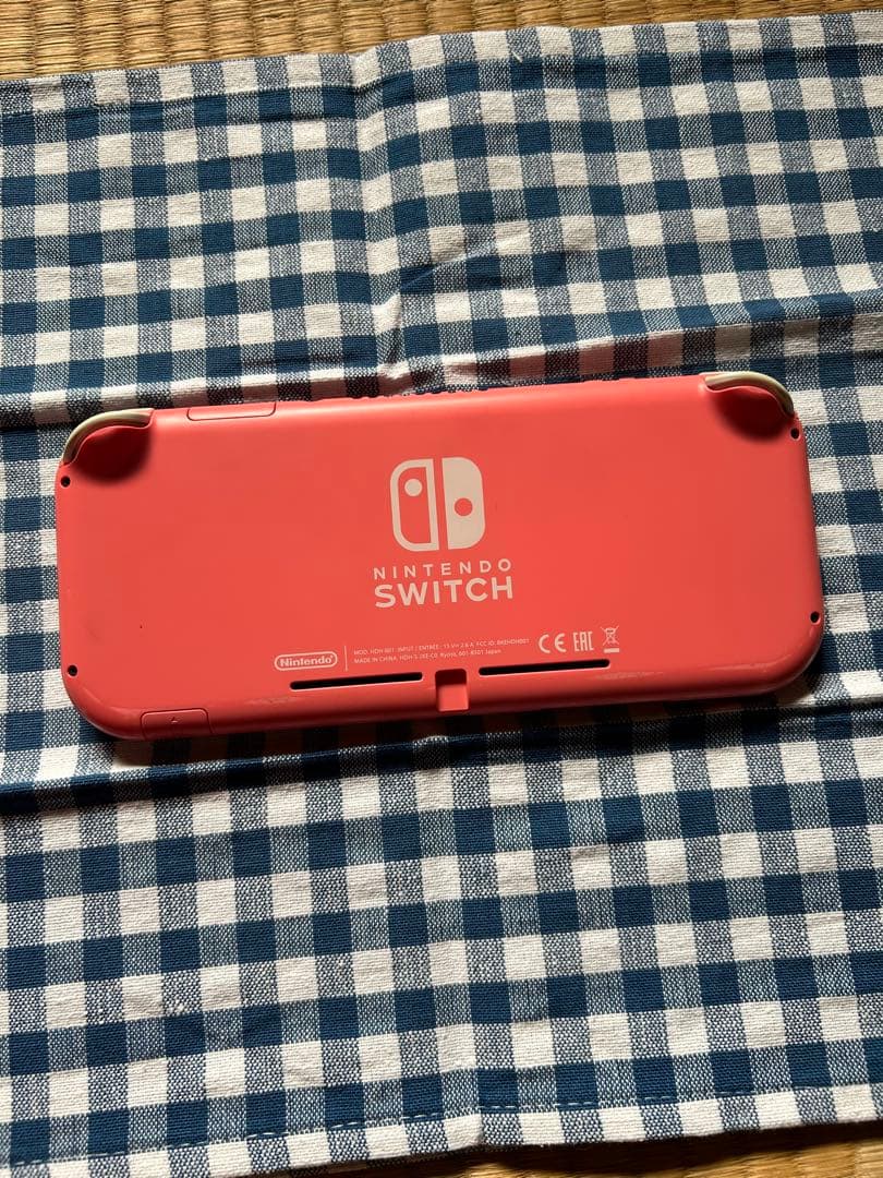 Nintendo Switch Nintendo SwitchLight