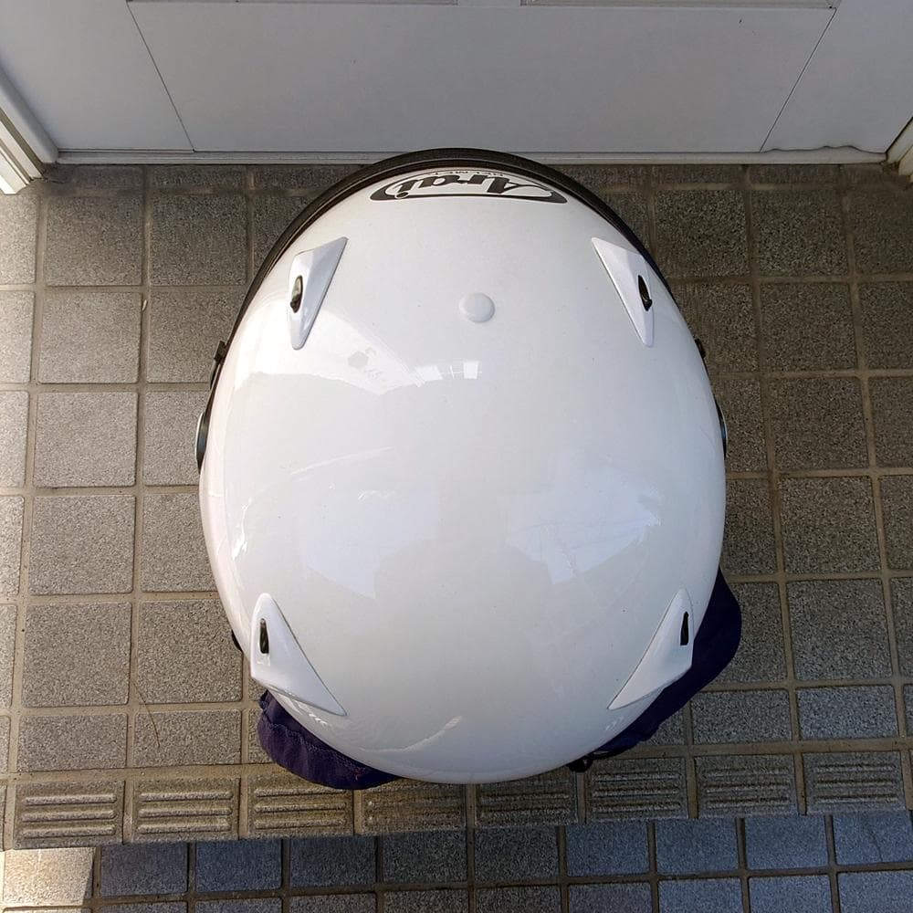 31日まで特別価格値下げ　希少!!ほぼ未使用 Arai GP-5x 白 Mサイズ